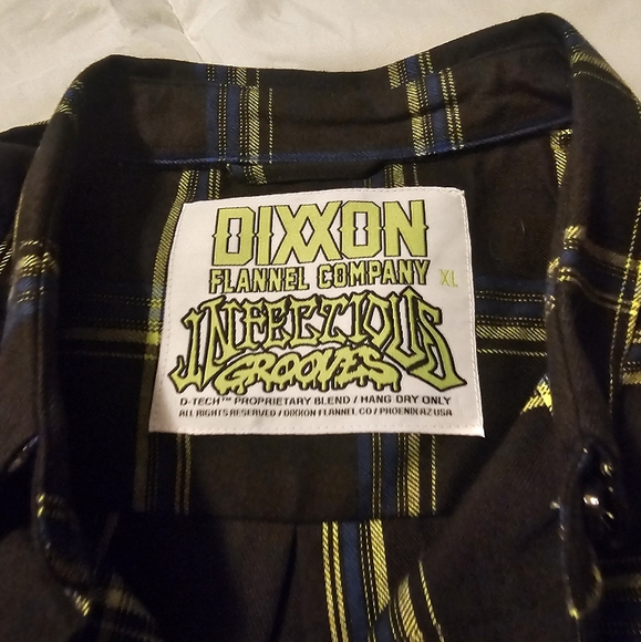 Women's XL Dixxon Flannel " Infectious Grooves" - Picture 1 of 4